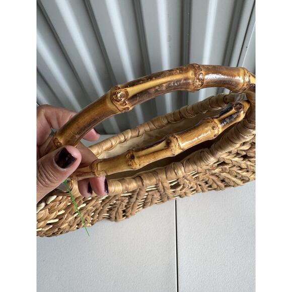 Large Natural Woven Bag Bamboo Handals - Picture 3 of 8